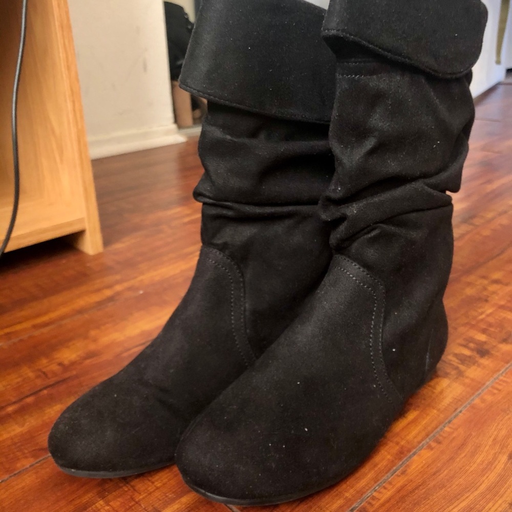 Black Boots